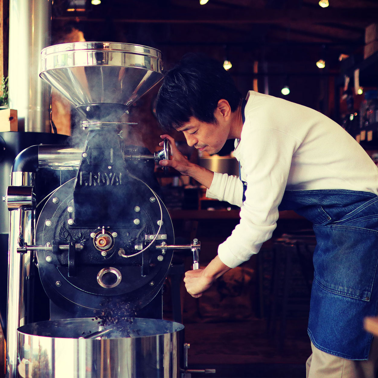 焙煎シーン